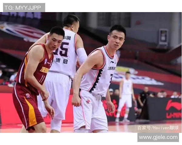 成都羽毛球队与上海羽毛球队速度对决赛后分析与复盘 成都羽毛球队与上海羽毛球队速度对决赛后分析与复盘