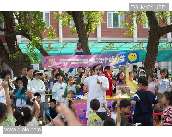 陈伟的足球人生深度对话探索他的成长与梦想之路 陈伟的足球人生深度对话探索他的成长与梦想之路